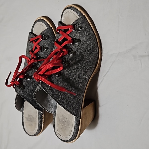 Woolrich mules. - Picture 2 of 7